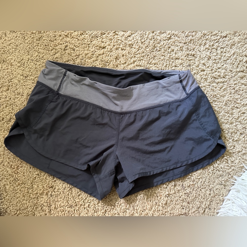 Lululemon Speed Up 2.5” Shorts